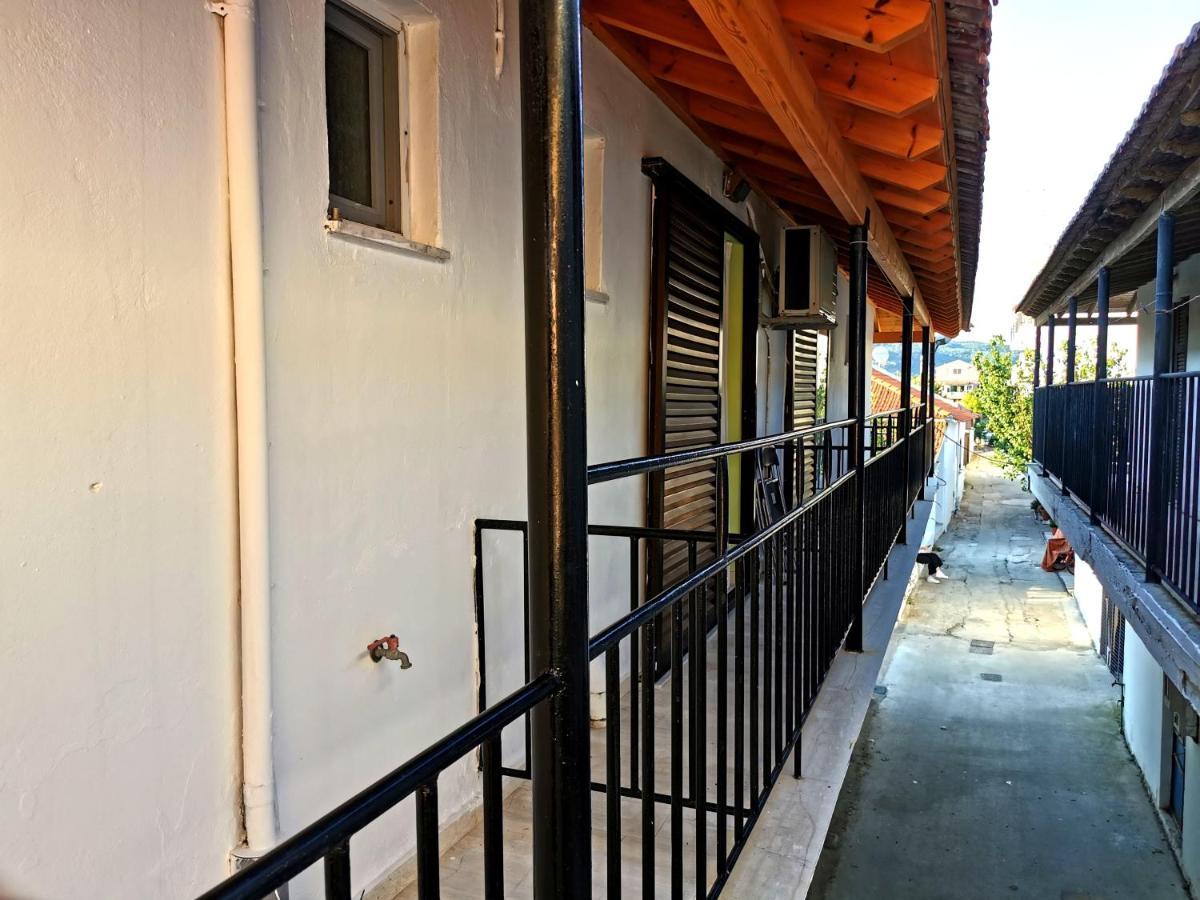 Maria'S Studios Agios Georgios  Exterior foto